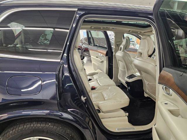 Used 2017 Volvo XC90 T6 Inscription image 32