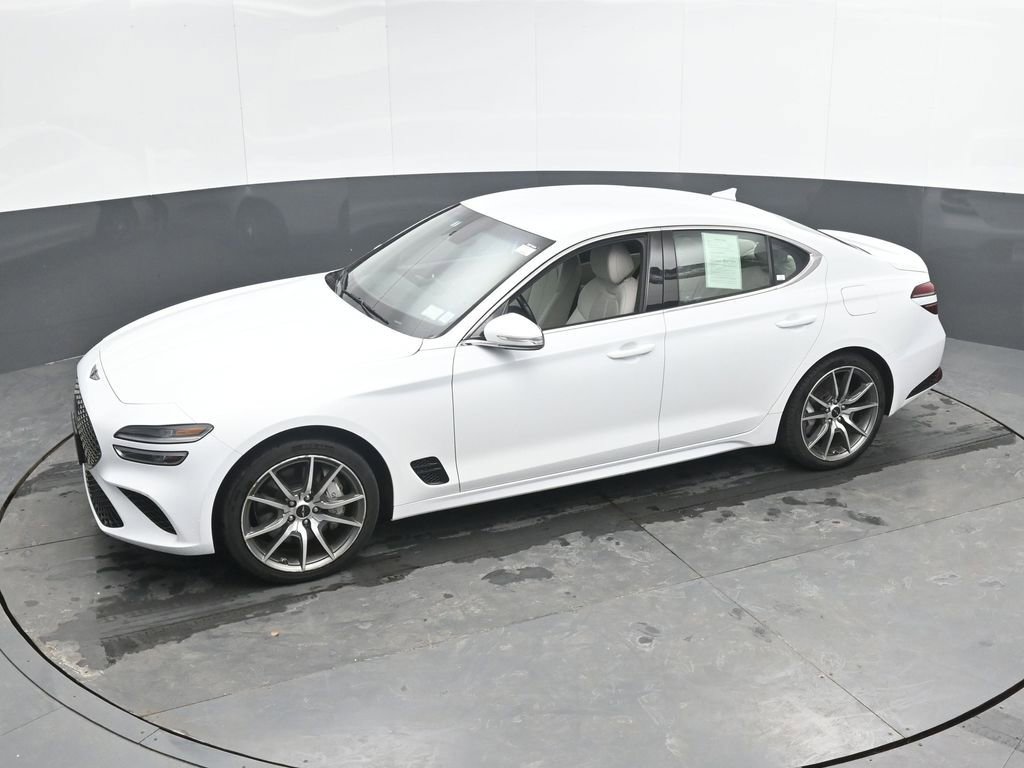 Used 2024 Genesis G70 2.5T image 33