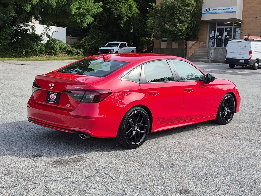 Used 2025 Honda Civic Sport image 3