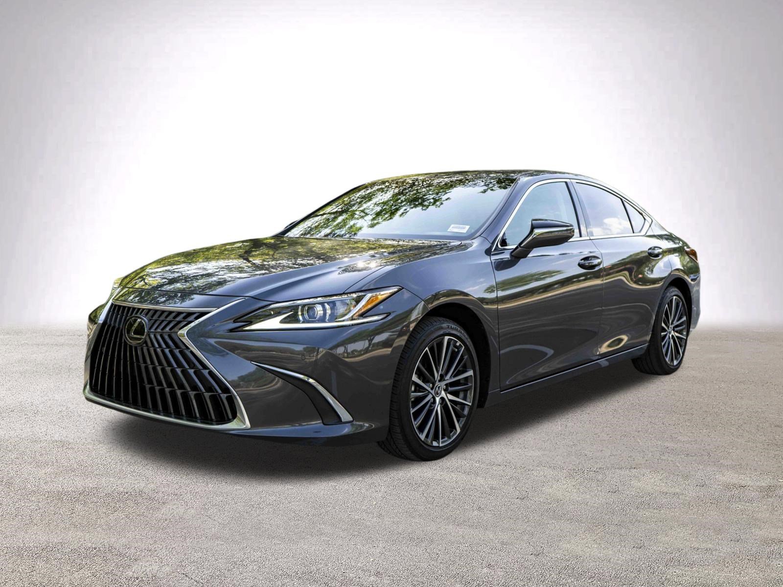 Used 2025 Lexus ES 300h w/ Premium Package image 5