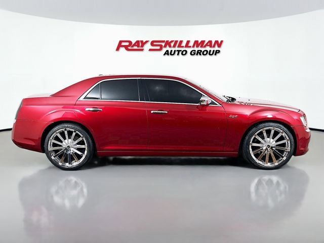 Used 2013 Chrysler 300 C w/ Light Group image 8