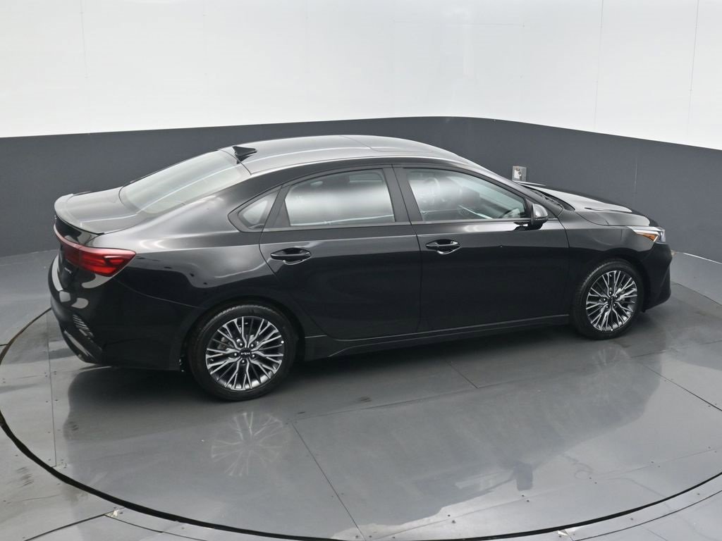 Used 2024 Kia Forte GT-Line w/ GT-Line Premium Package image 24