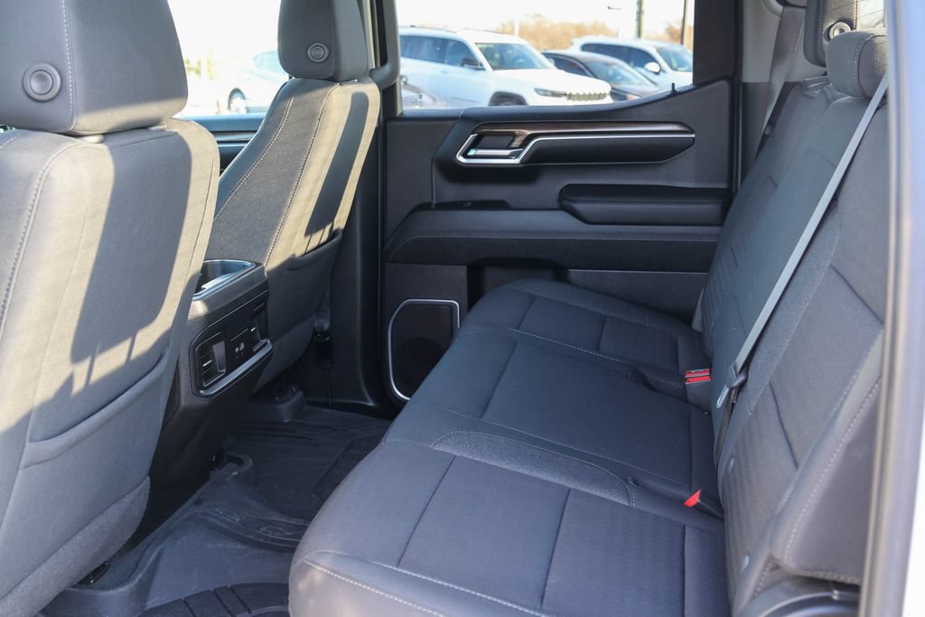 Used 2022 Chevrolet Silverado 1500 RST w/ Z71 Off-Road Package AWD/4WD image 7