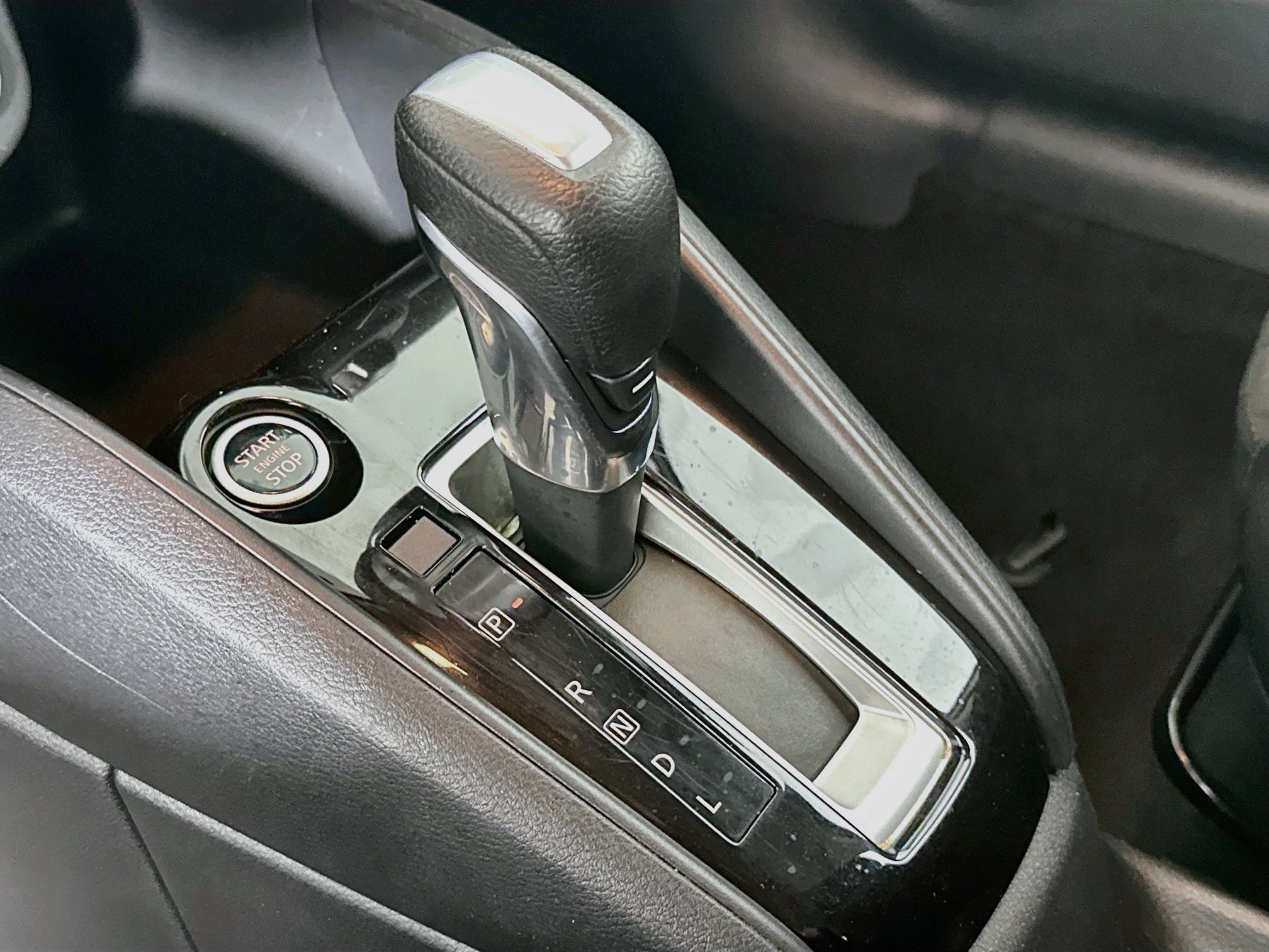 Used 2021 Nissan Kicks S FWD image 23