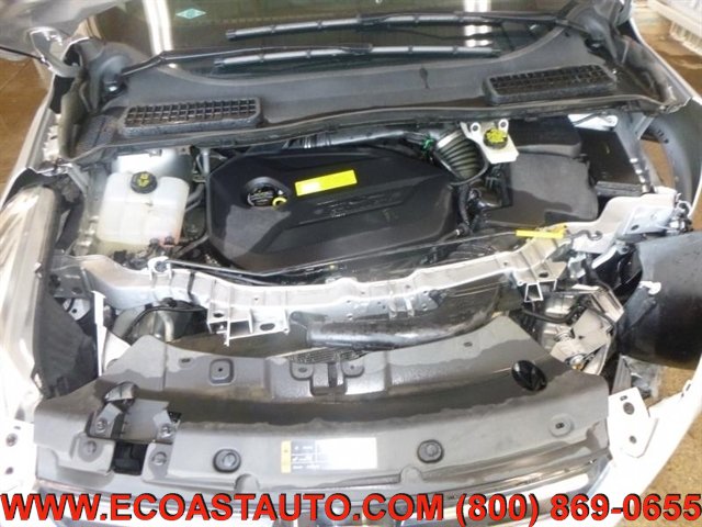 Used 2015 Ford Escape Titanium FWD image 5