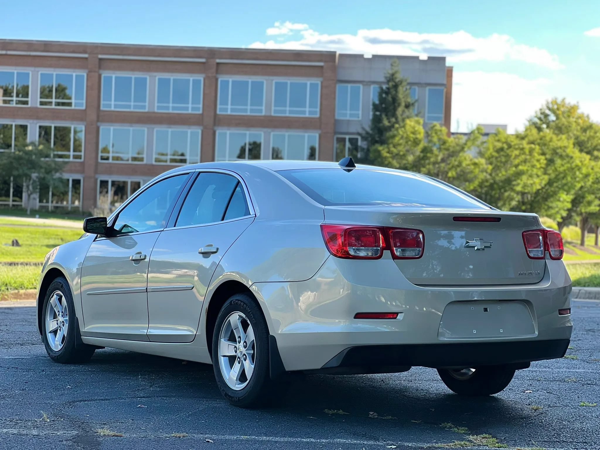 Used 2014 Chevrolet Malibu LS w/ Protection Package FWD image 3