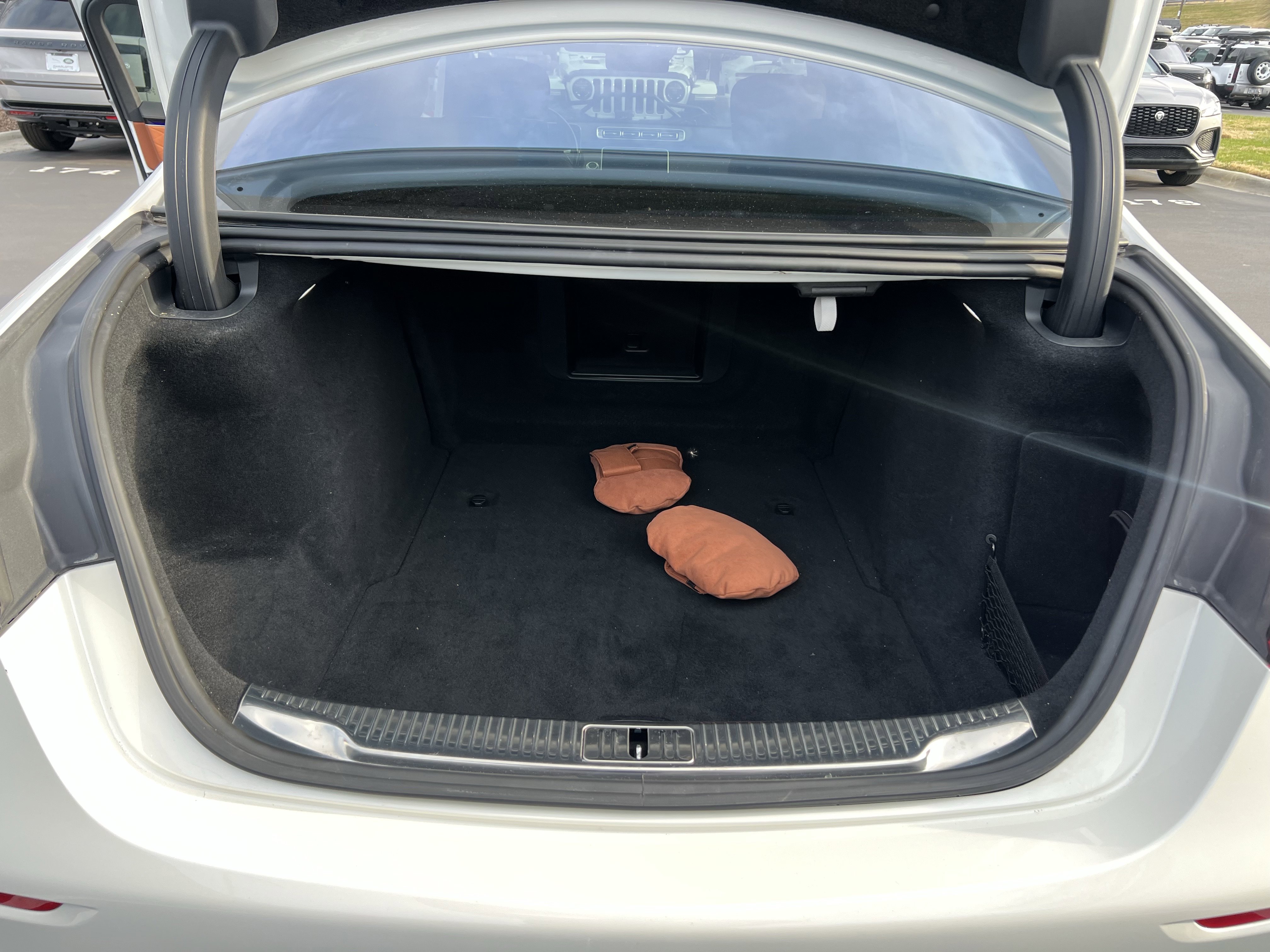 Used 2023 Mercedes-Benz S 580 S 580 image 37