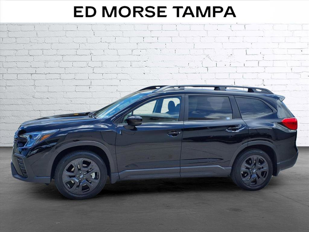 Used 2025 Subaru Ascent Onyx Edition w/ Onyx Package AWD/4WD image 2