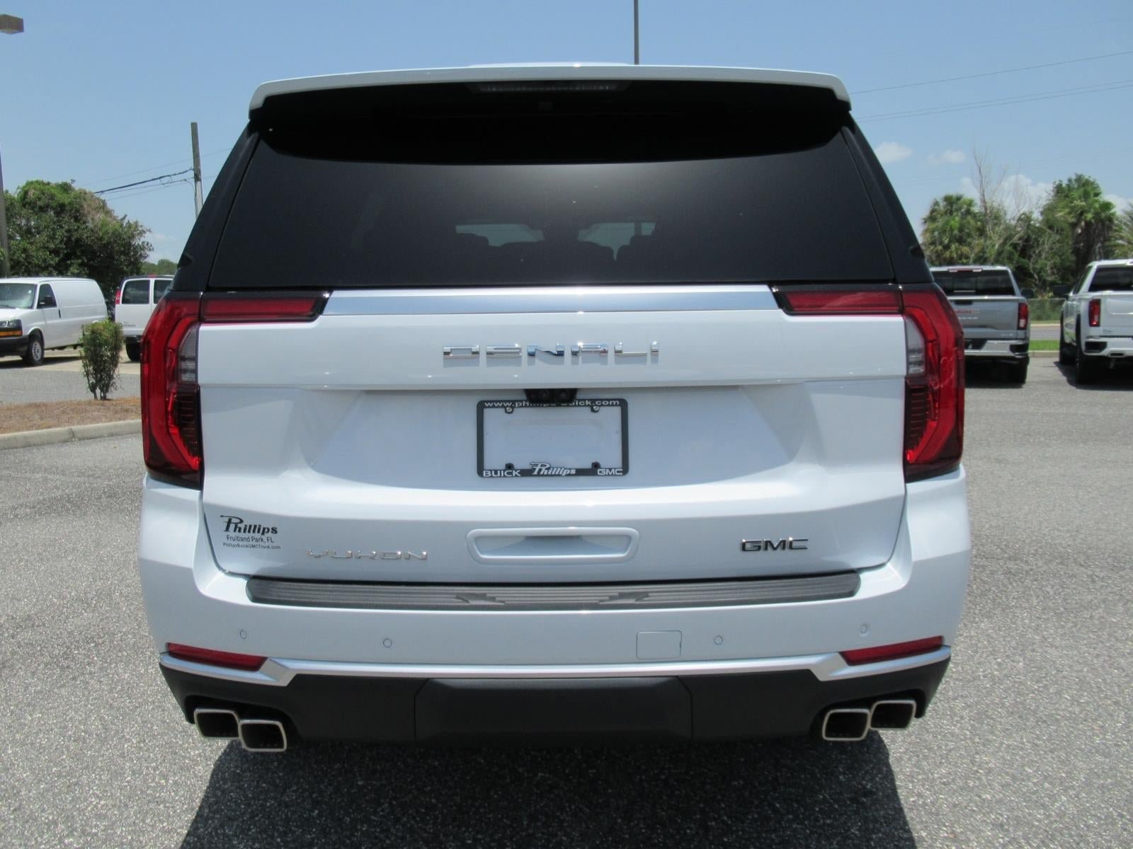 New 2026 GMC Yukon Denali w/ Denali Reserve Package AWD/4WD image 6