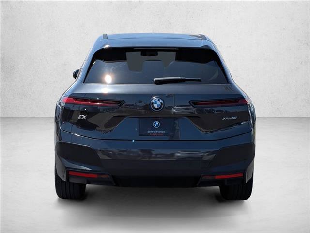 Used 2024 BMW iX xDrive50 AWD/4WD image 7