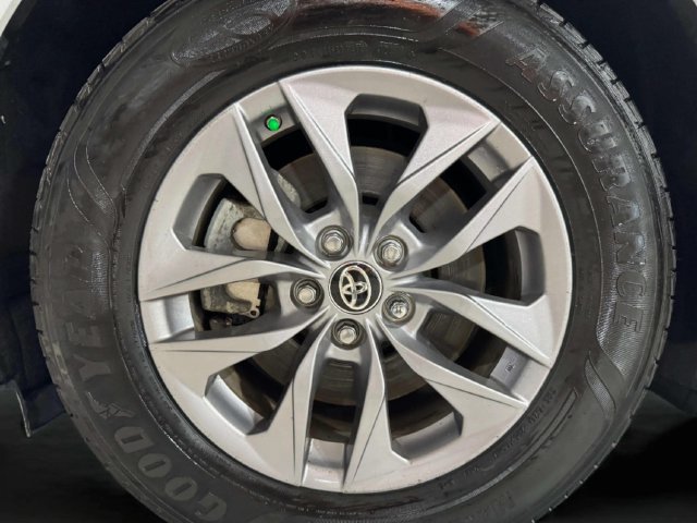 Used 2022 Toyota Sienna XLE FWD image 36