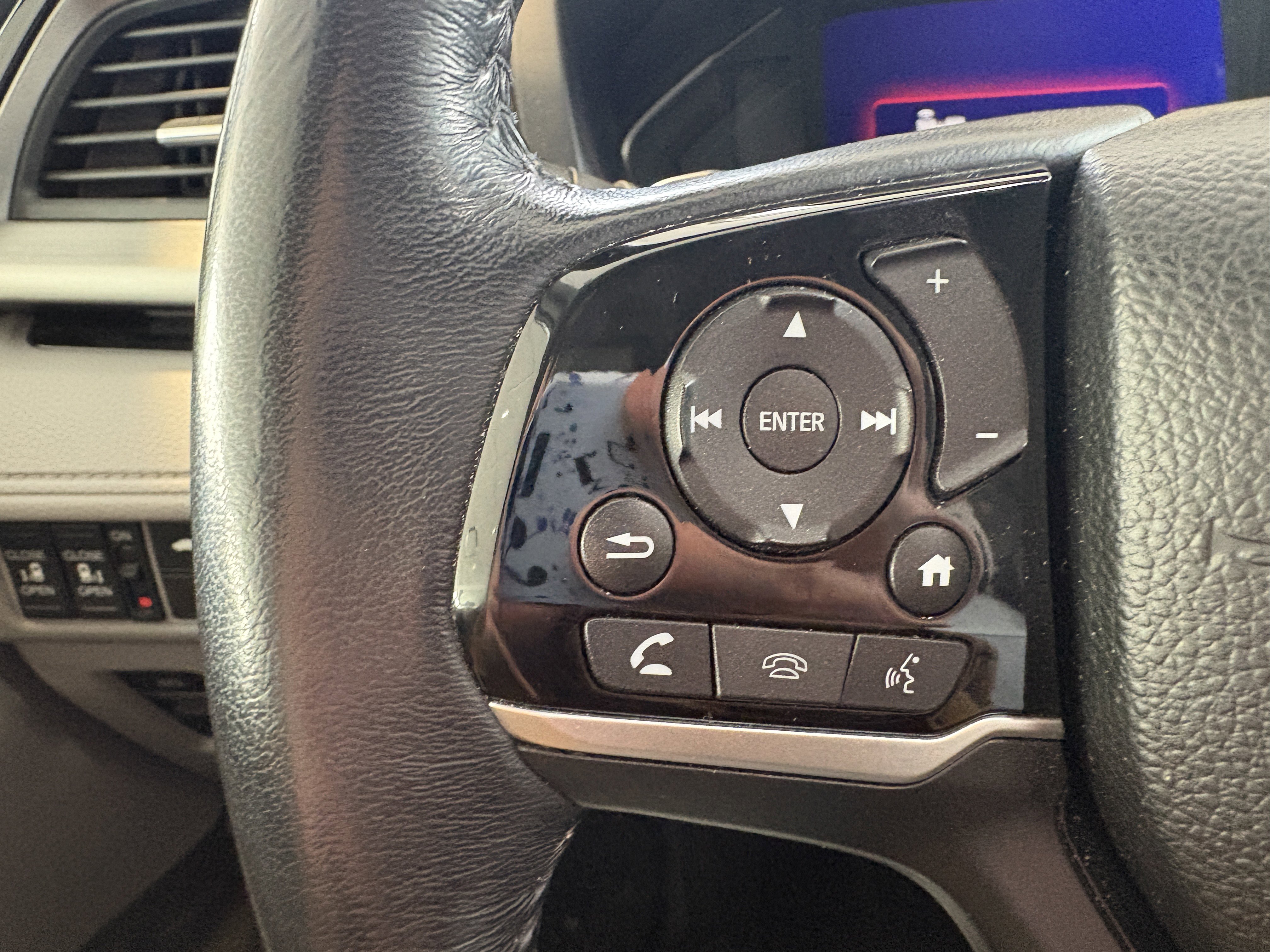 Used 2021 Honda Odyssey Touring image 12