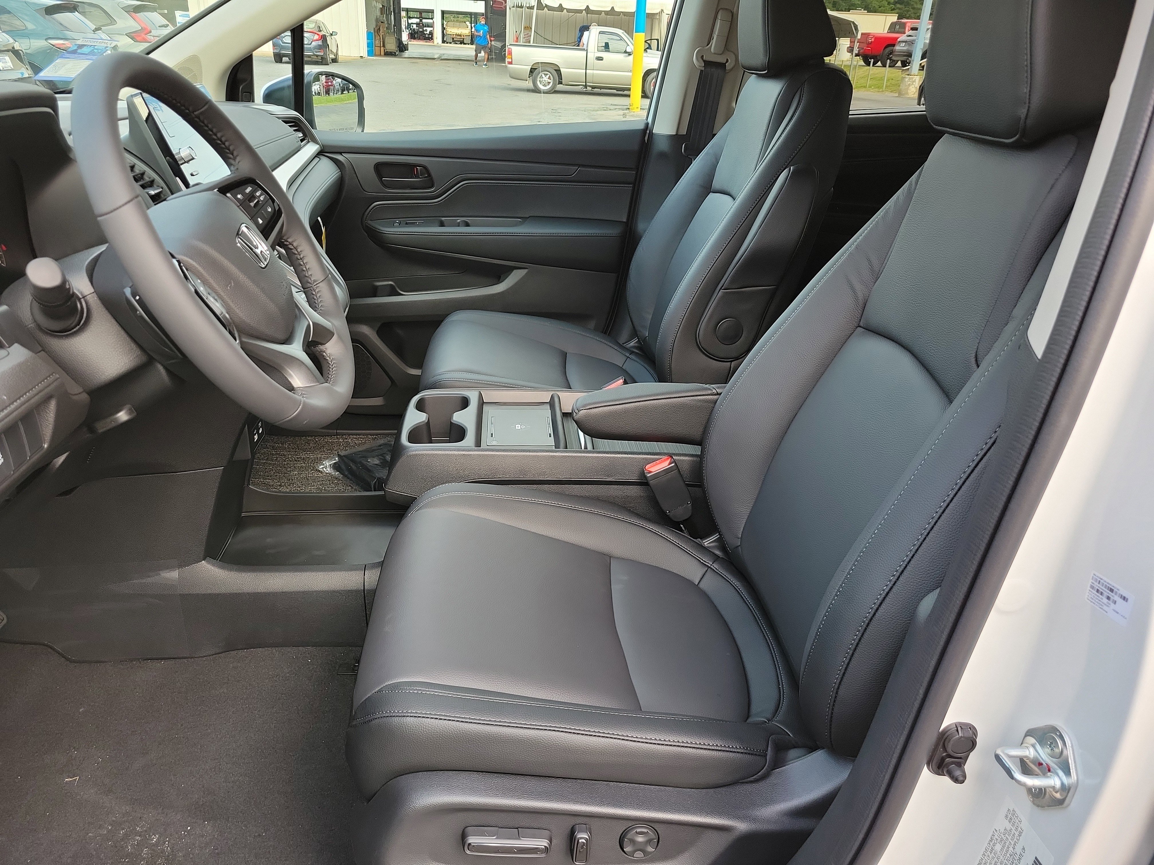 New 2026 Honda Odyssey EX-L image 13