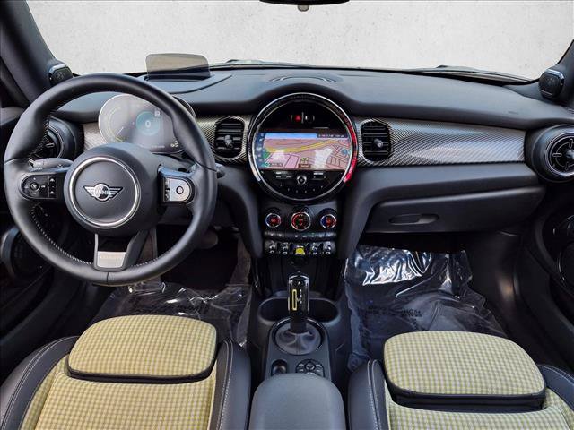 Used 2024 MINI Cooper SE w/ MINI Resolute Edition FWD image 17