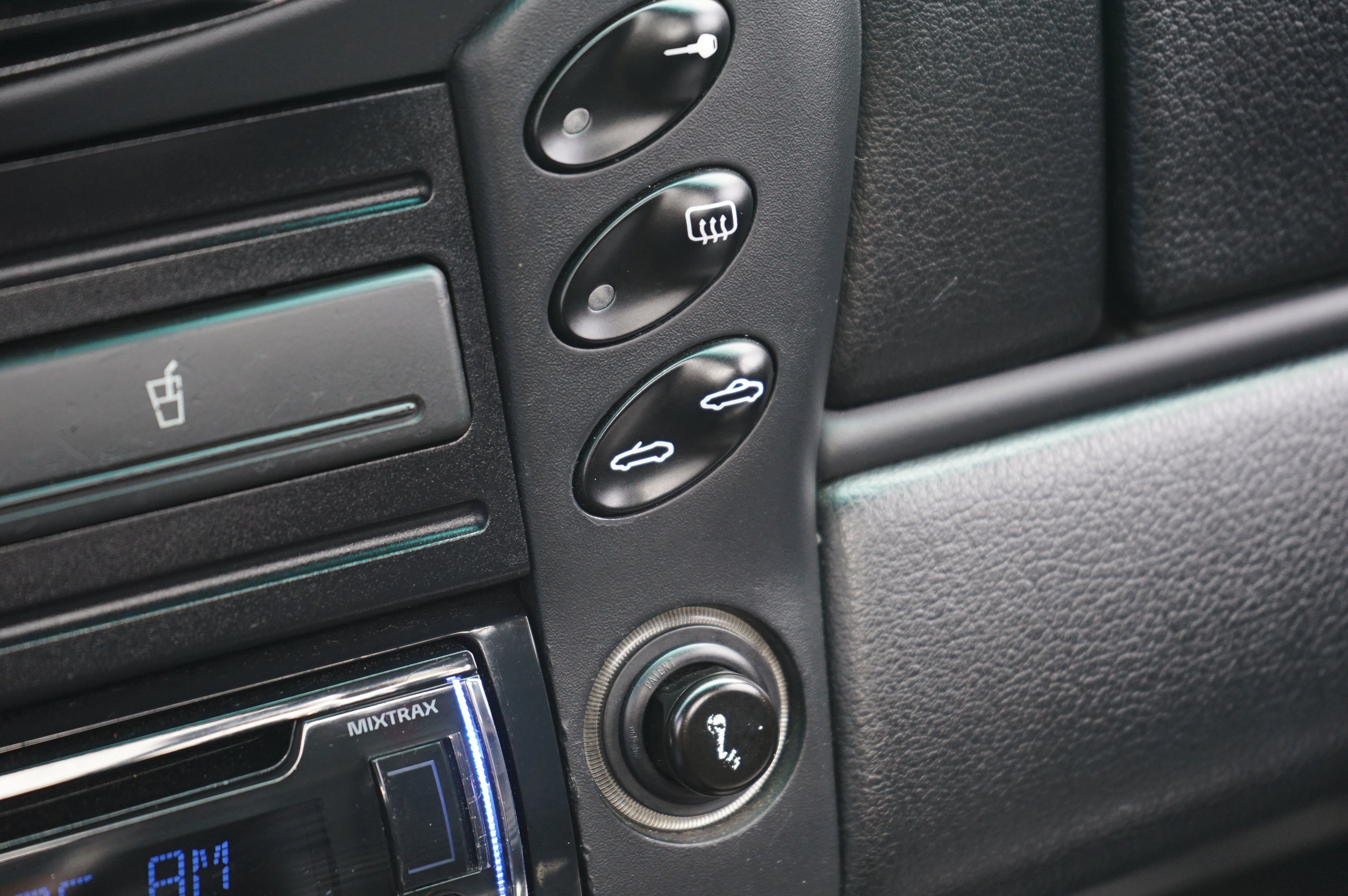 Used 2002 Porsche Boxster image 25