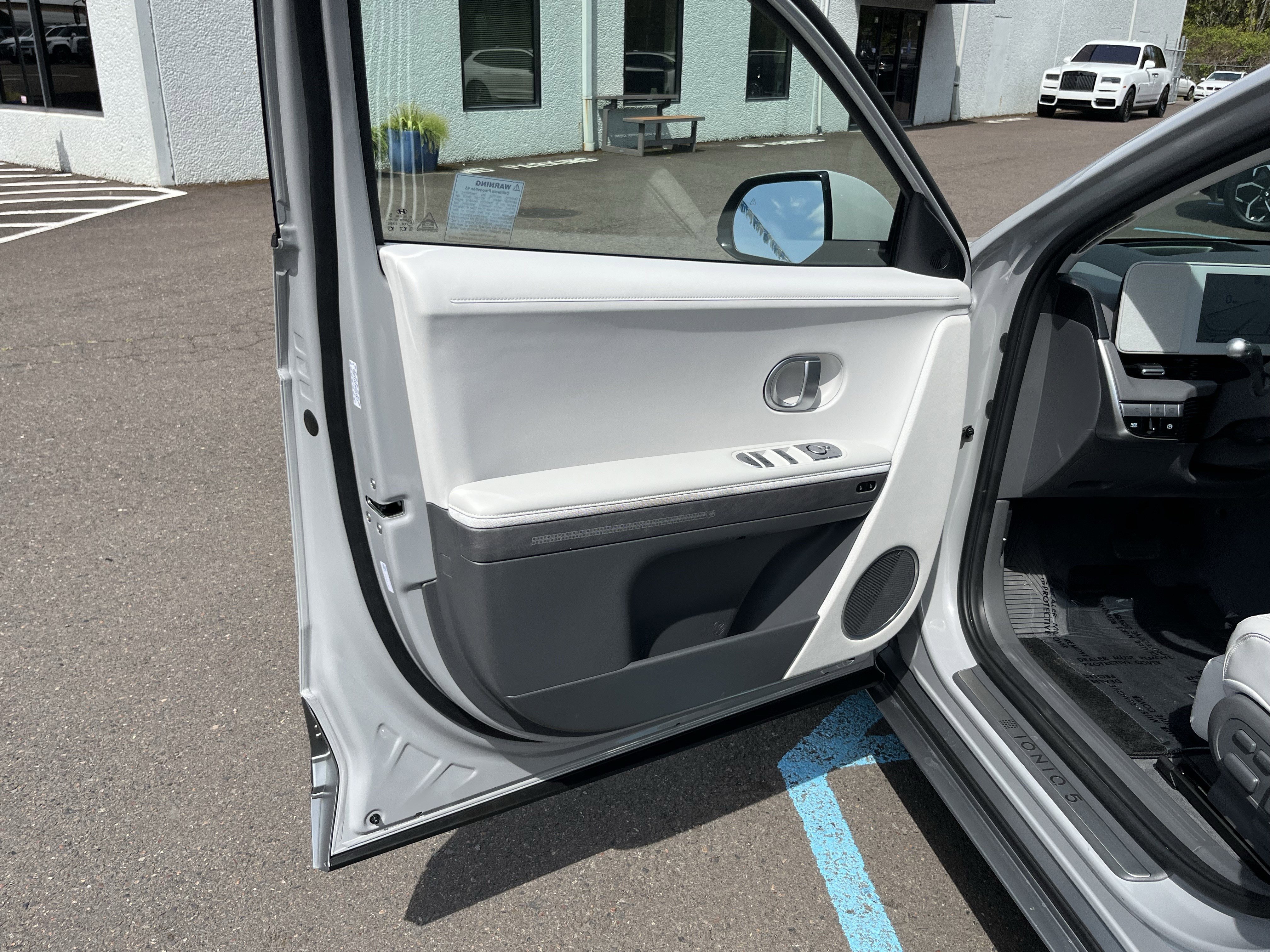 Certified 2024 Hyundai Ioniq 5 Limited image 16