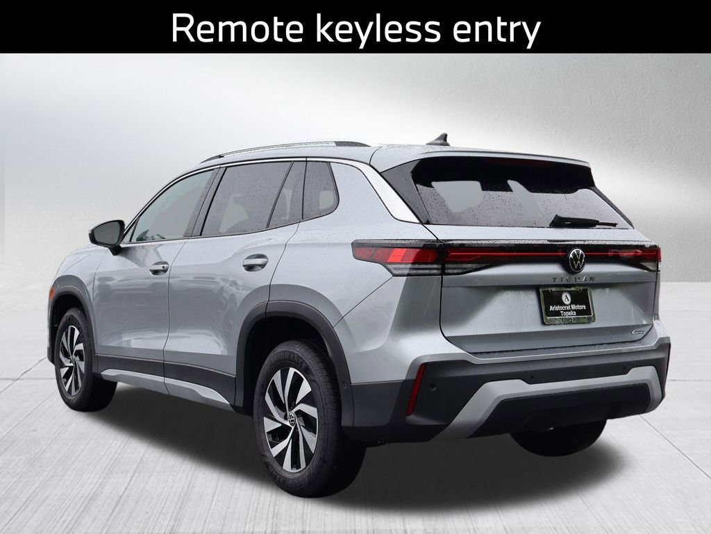 Used 2025 Volkswagen Tiguan S image 7