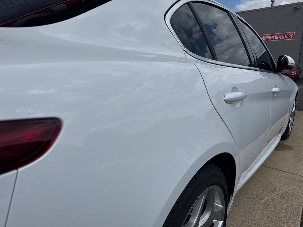 Used 2021 Alfa Romeo Giulia Ti AWD/4WD image 6