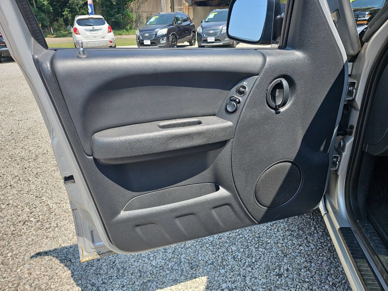 Used 2004 Jeep Liberty Sport w/ PWR Convenience Group image 14