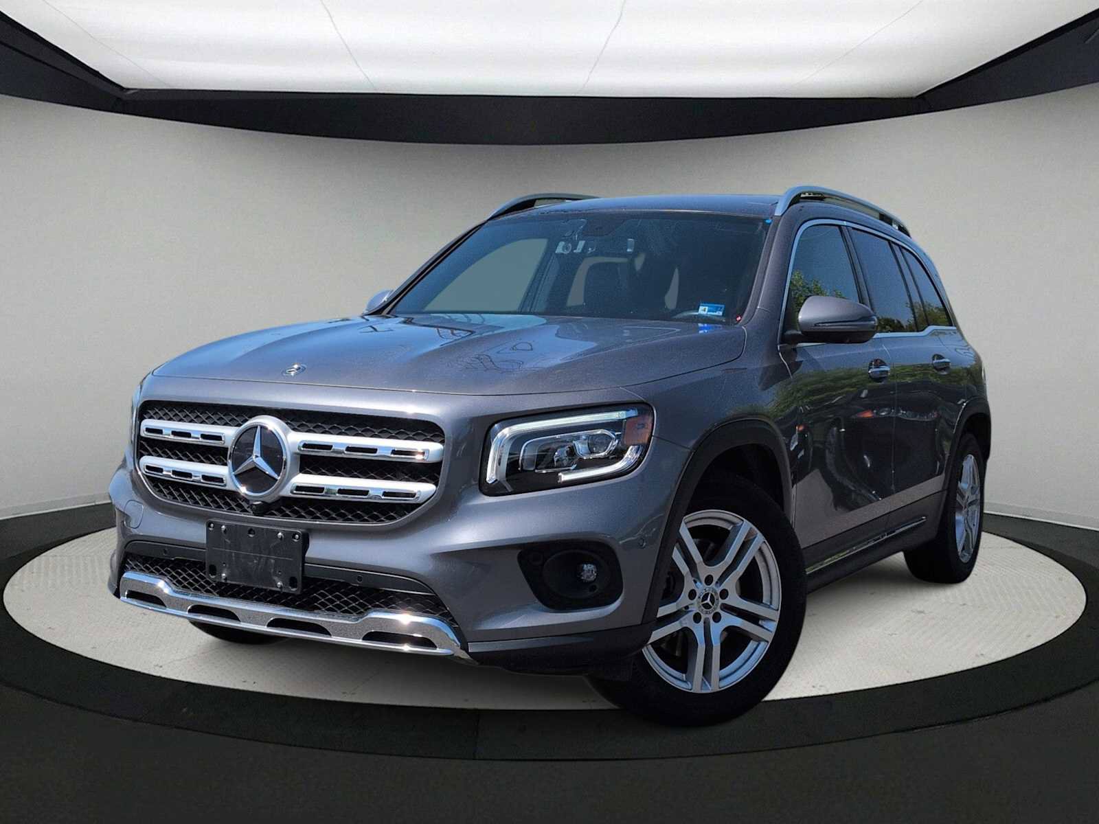 Used 2020 Mercedes-Benz GLB 250 4MATIC image 1