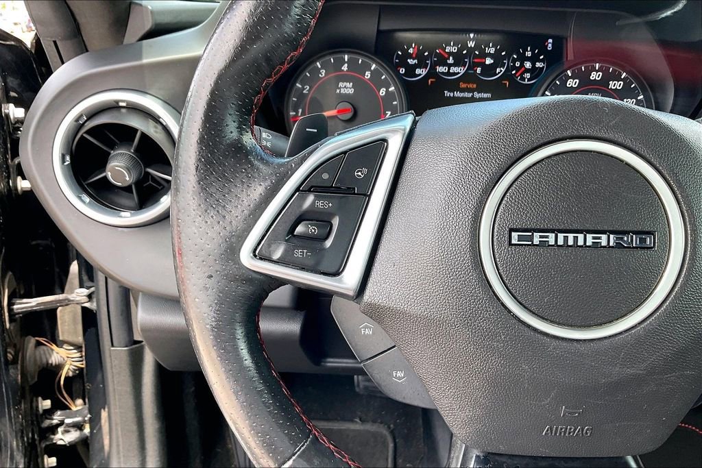 Used 2017 Chevrolet Camaro LT RWD image 8