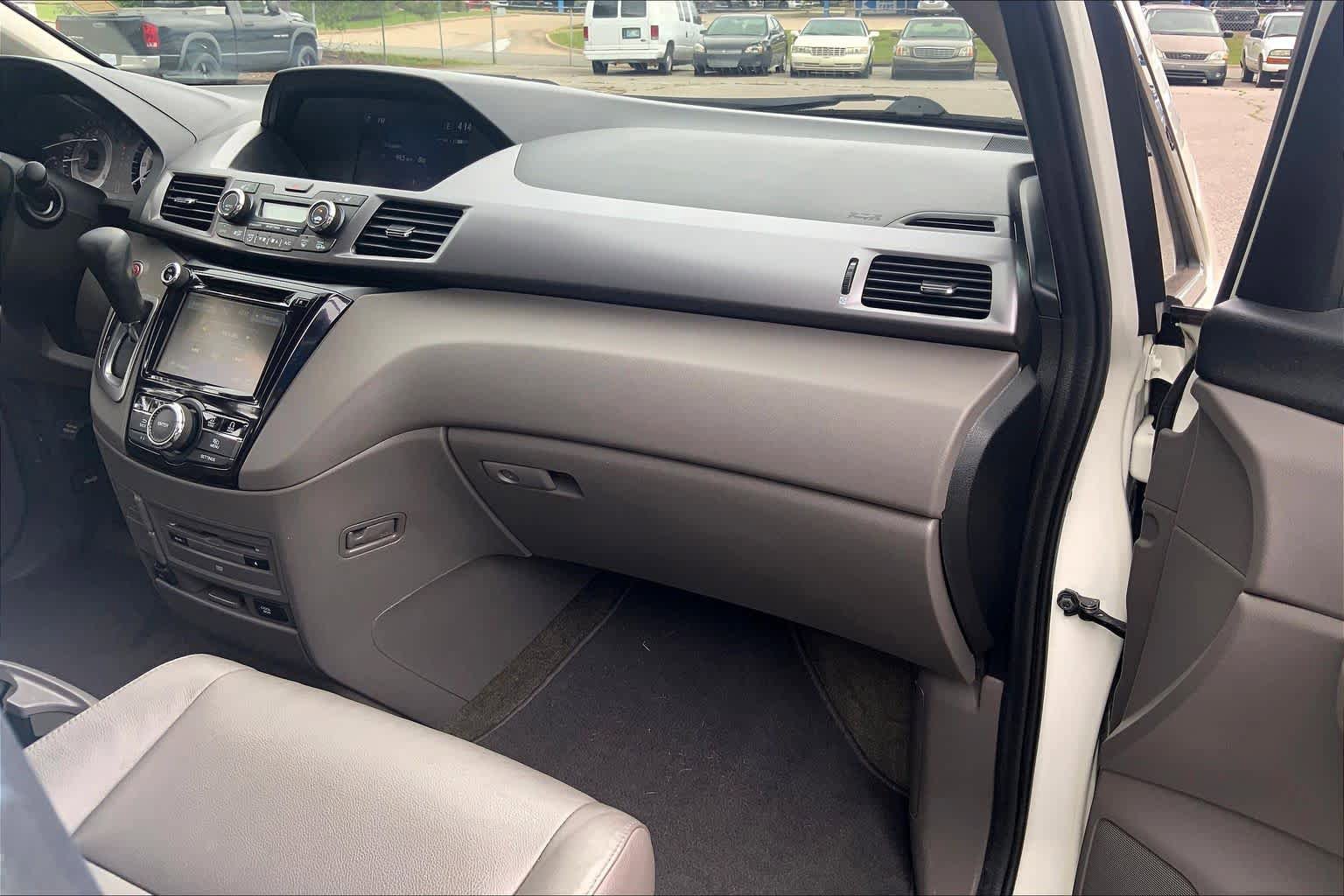 Used 2014 Honda Odyssey EX-L image 19