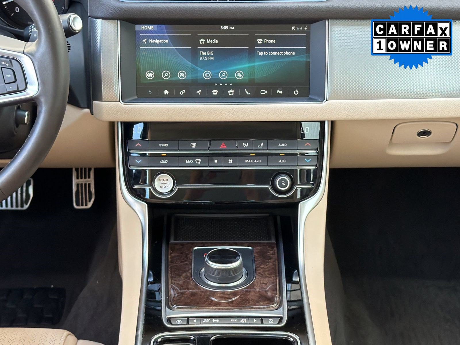Used 2020 Jaguar XF Prestige AWD/4WD image 20