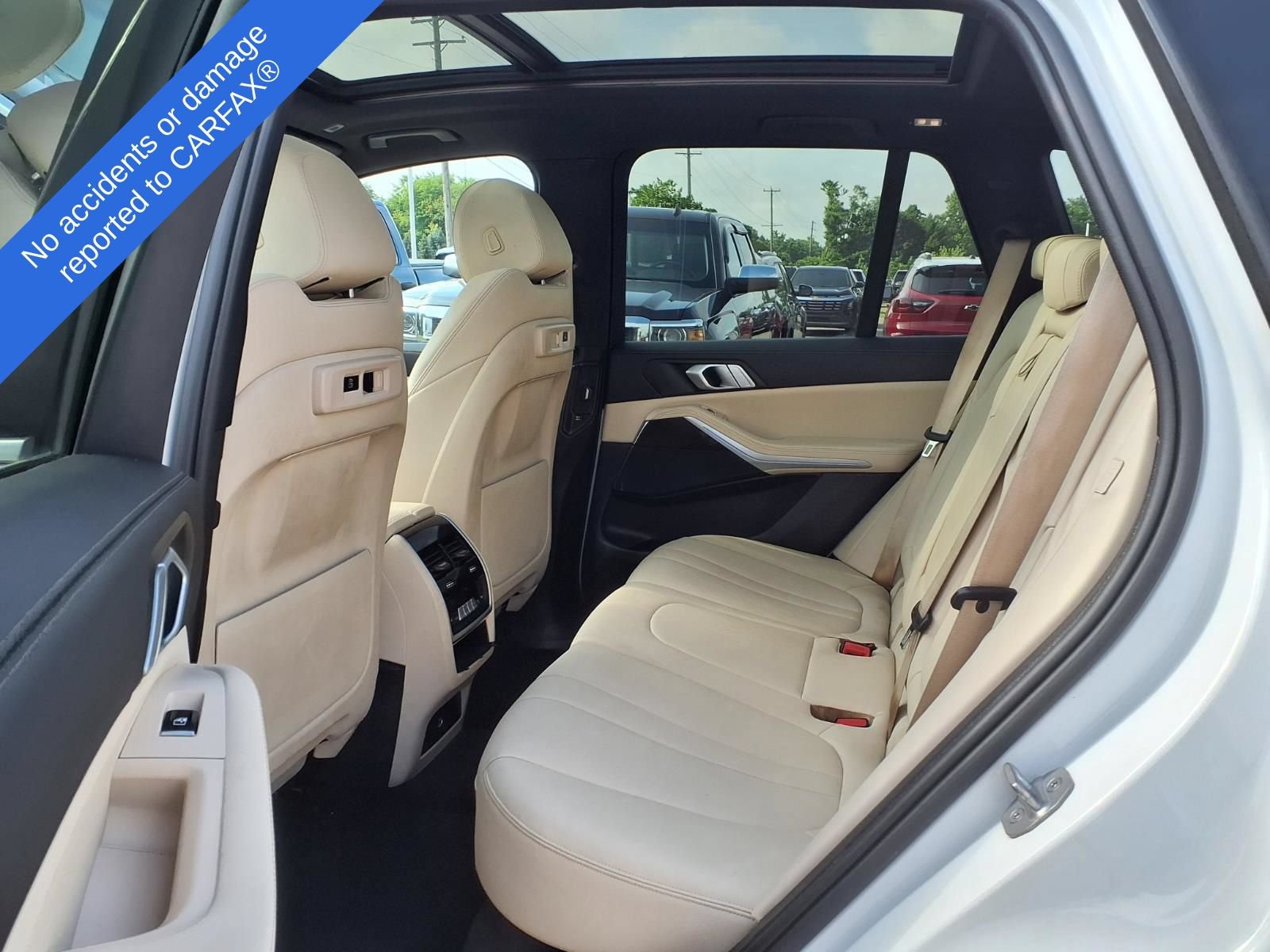 Used 2019 BMW X5 xDrive40i w/ Convenience Package AWD/4WD image 13