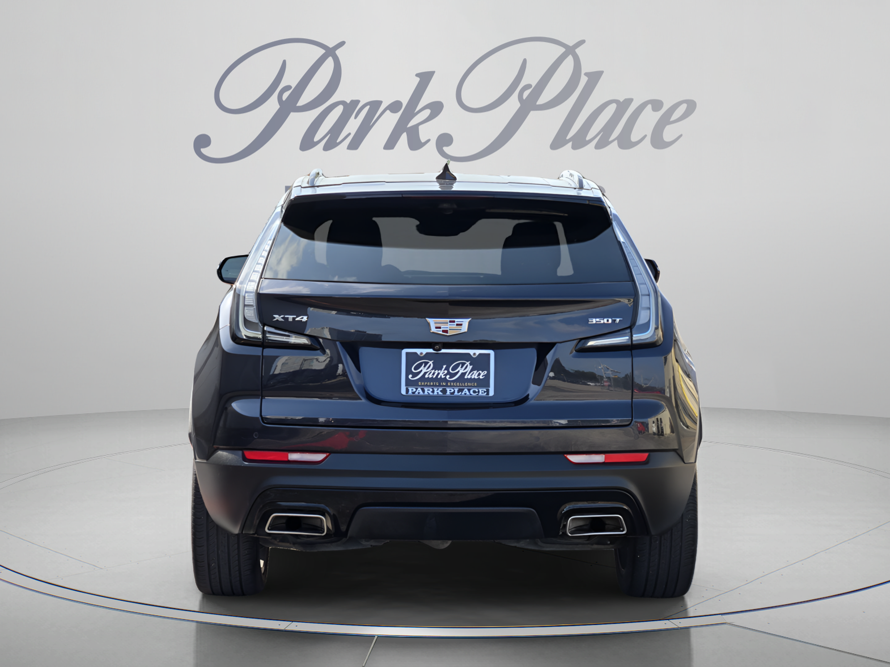 Used 2022 Cadillac XT4 Sport w/ Comfort Package FWD image 4