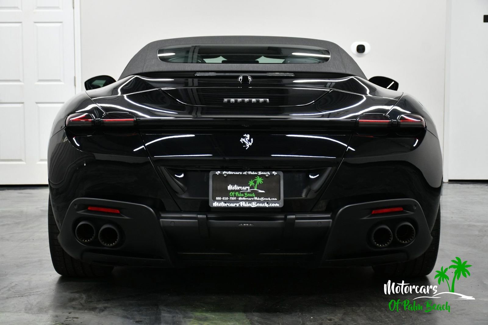 Used 2024 Ferrari Roma Spider RWD image 14