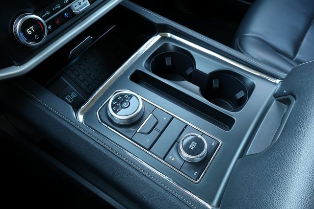 Certified 2024 Ford Expedition Max XLT image 38