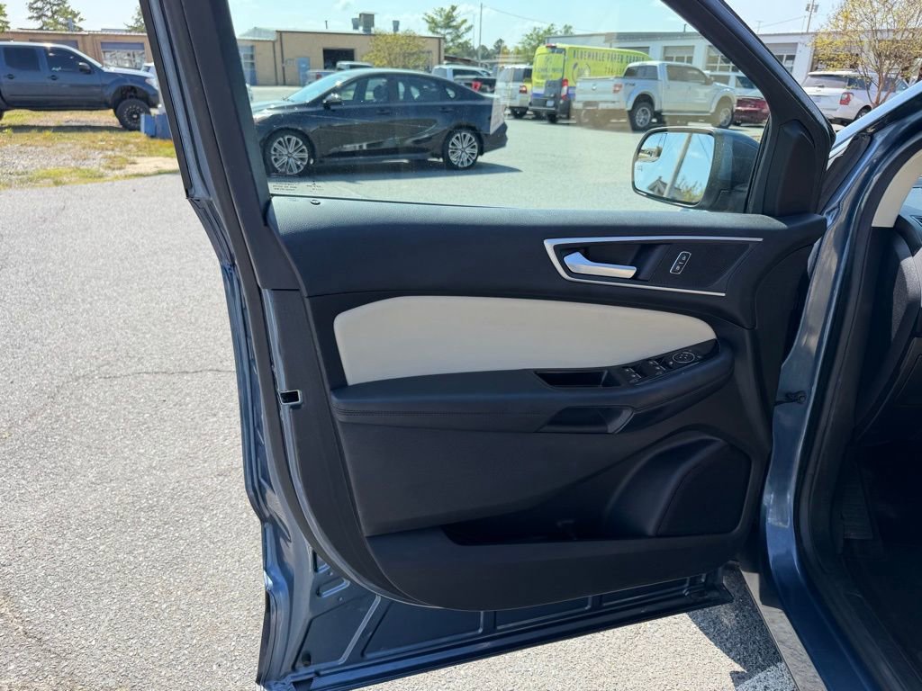 Used 2018 Ford Edge SEL w/ Equipment Group 201A image 13