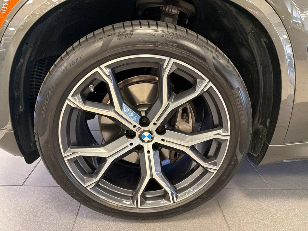 Certified 2024 BMW X5 sDrive40i w/ Executive Package RWD image 6