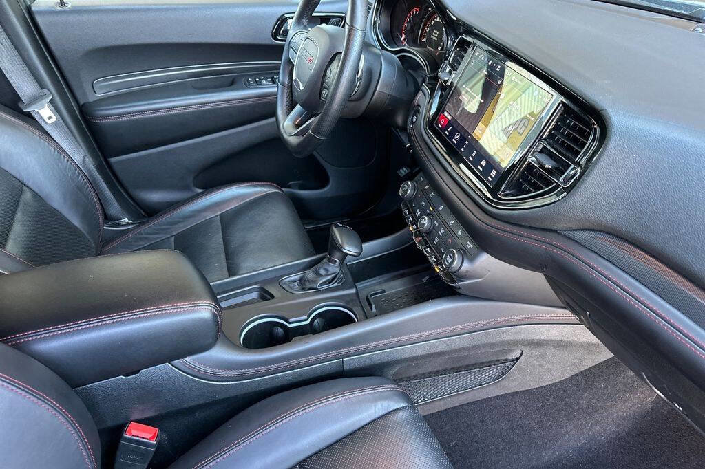 Used 2025 Dodge Durango GT image 16