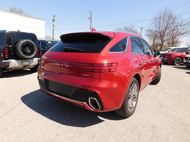 Used 2025 Genesis GV70 2.5T AWD/4WD image 5