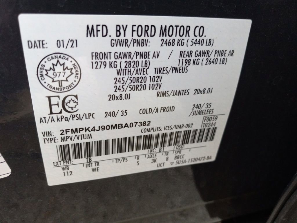 Used 2021 Ford Edge ST-Line w/ Cold Weather Package image 41