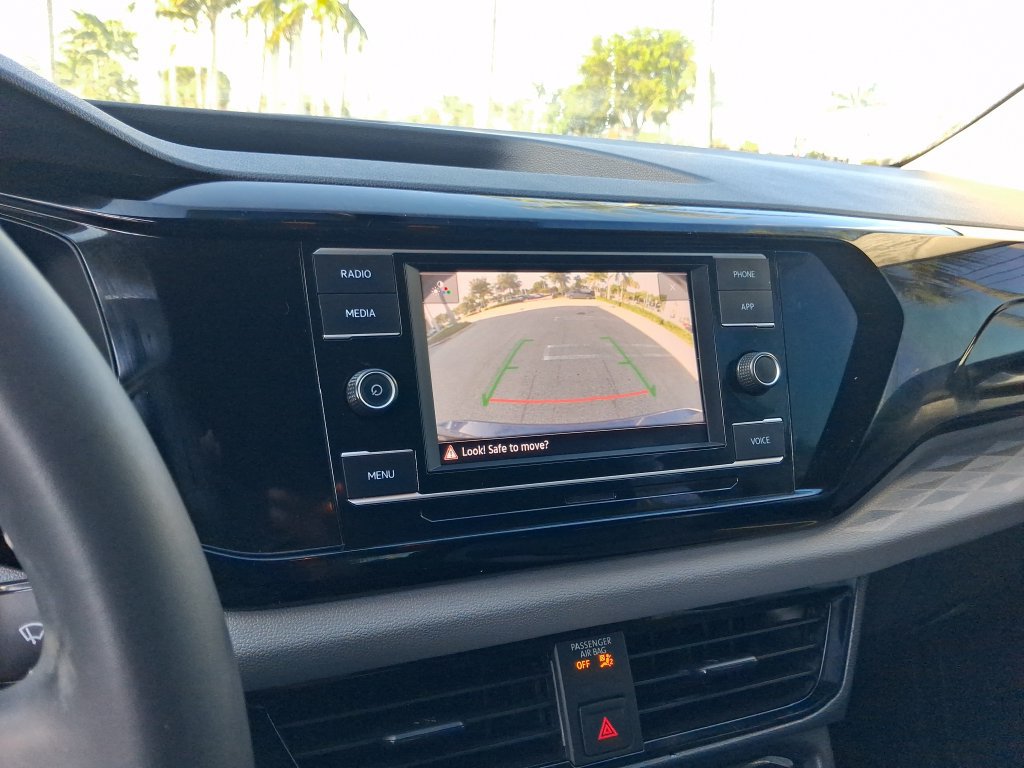 Certified 2023 Volkswagen Taos S FWD image 27