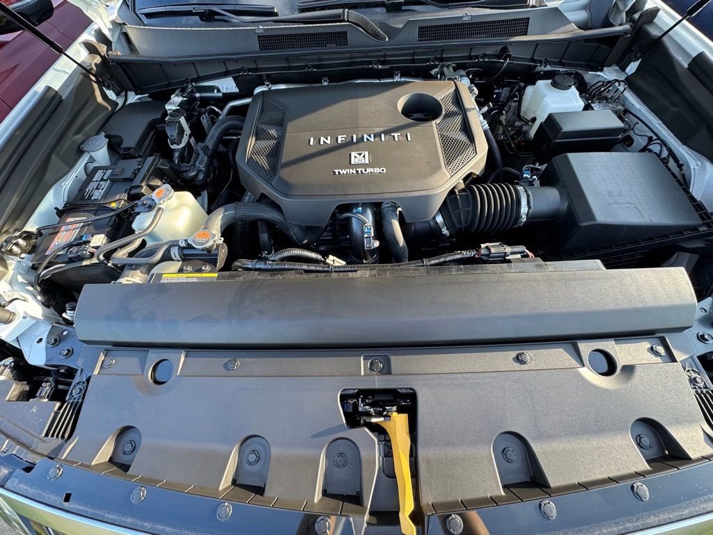 Certified 2026 INFINITI QX80 Pure w/ Cargo Package image 31