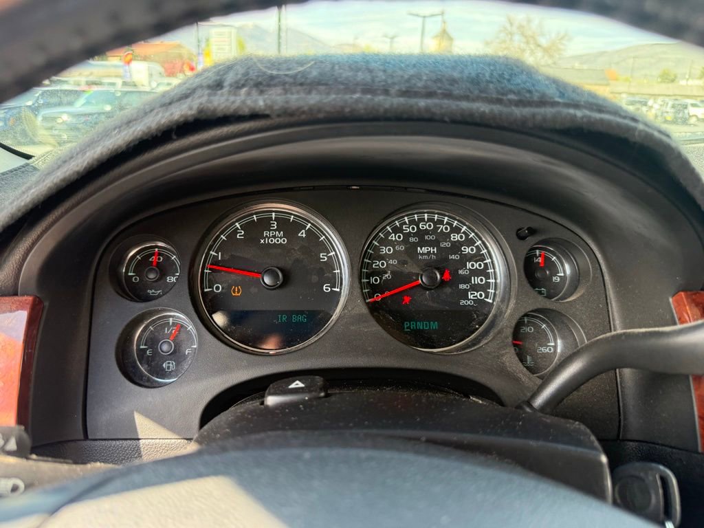 Used 2010 Chevrolet Suburban LT image 9