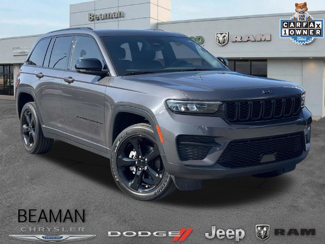 Used 2023 Jeep Grand Cherokee Altitude