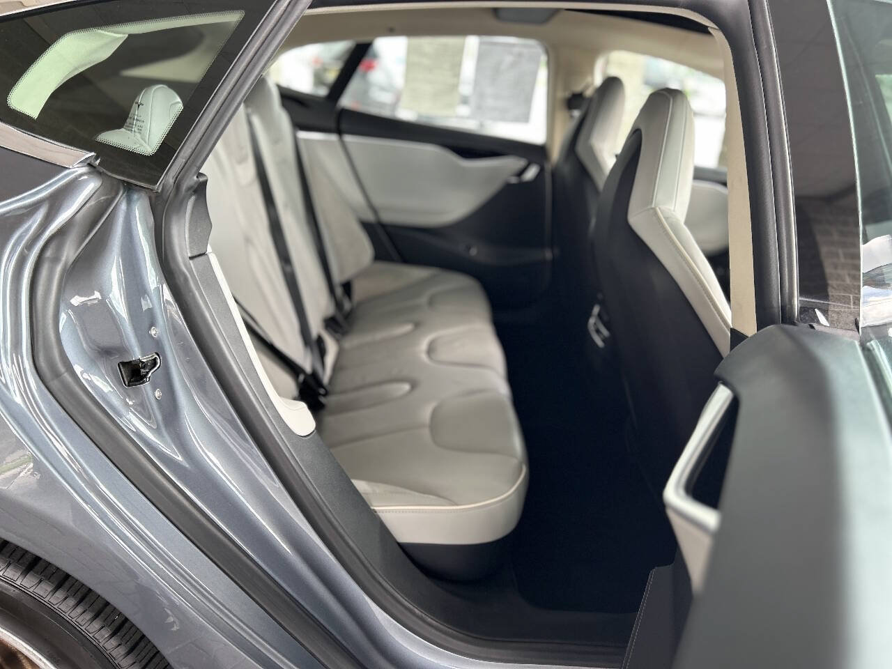Used 2014 Tesla Model S 85 RWD image 49