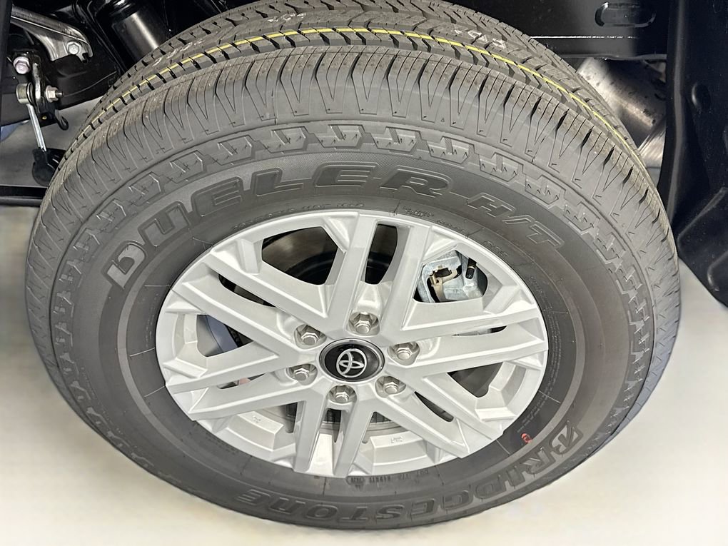 New 2026 Toyota Tundra SR5 image 31