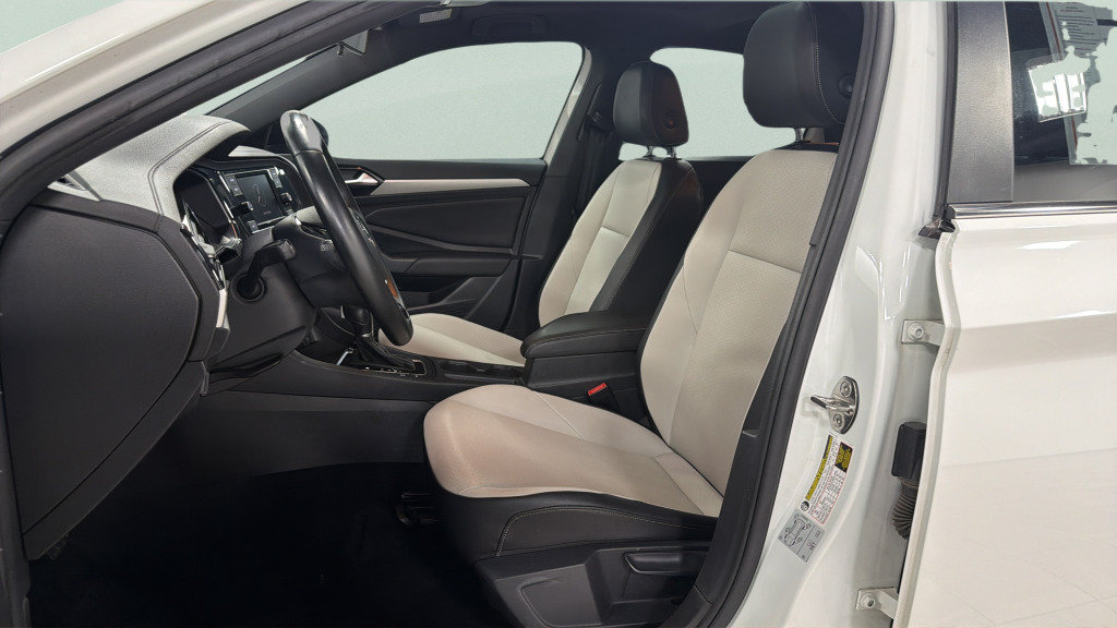 Used 2019 Volkswagen Jetta R-Line FWD image 17