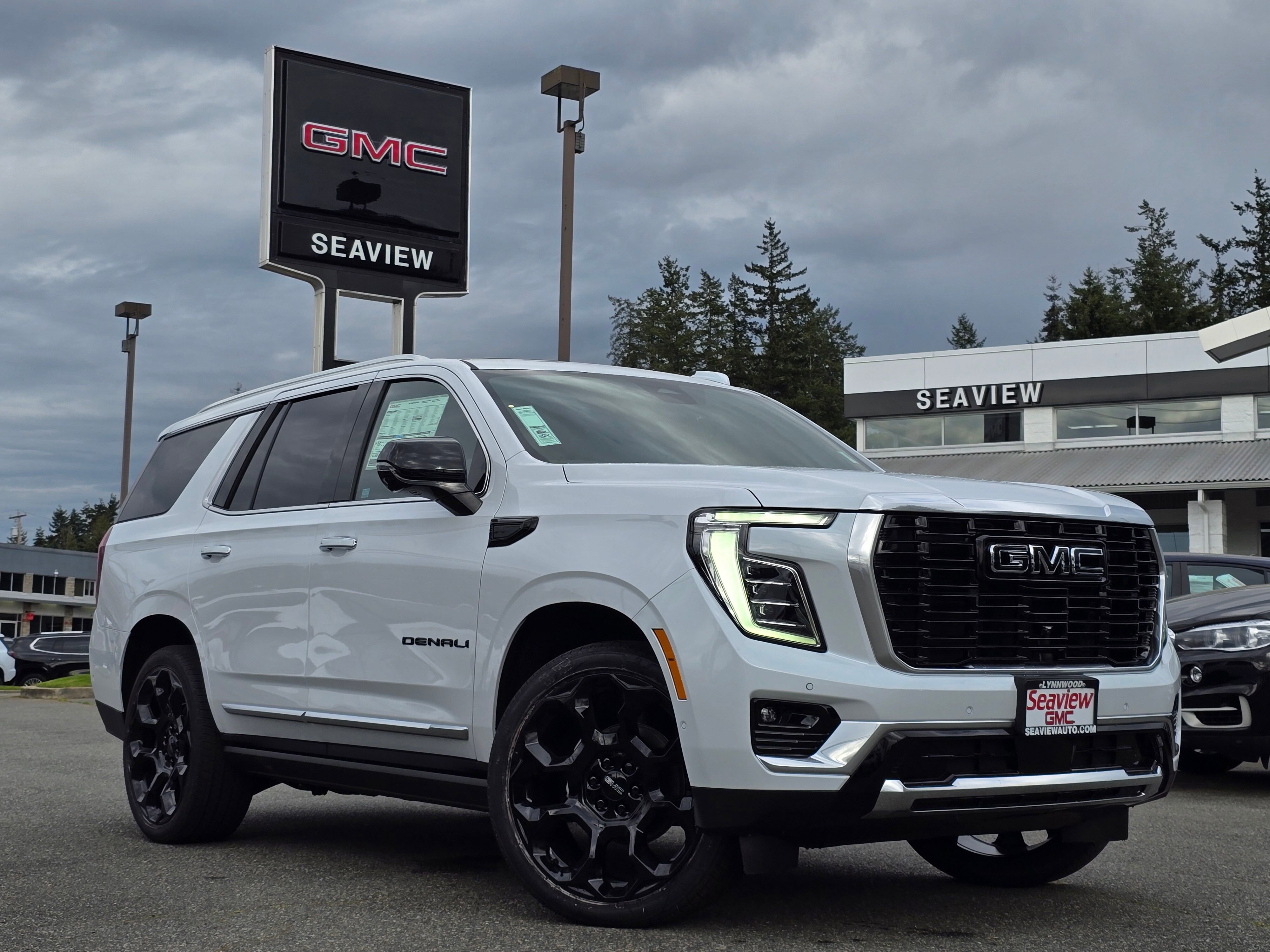 New 2026 GMC Yukon Denali w/ Denali Reserve Package