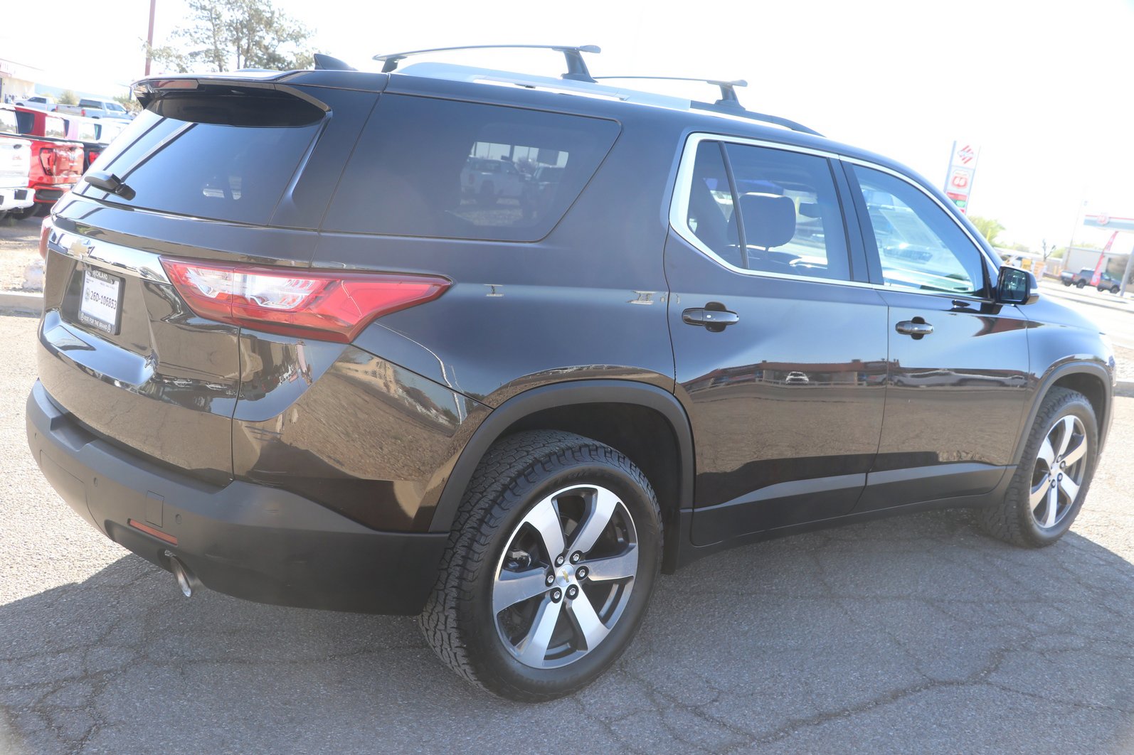 Used 2018 Chevrolet Traverse LT image 7