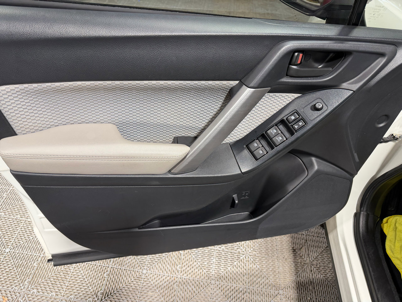 Used 2018 Subaru Forester 2.5i Premium image 25