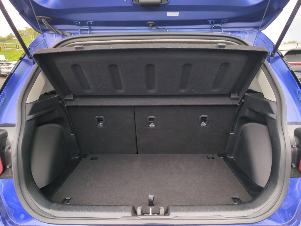 Used 2025 Hyundai Venue SEL FWD image 7