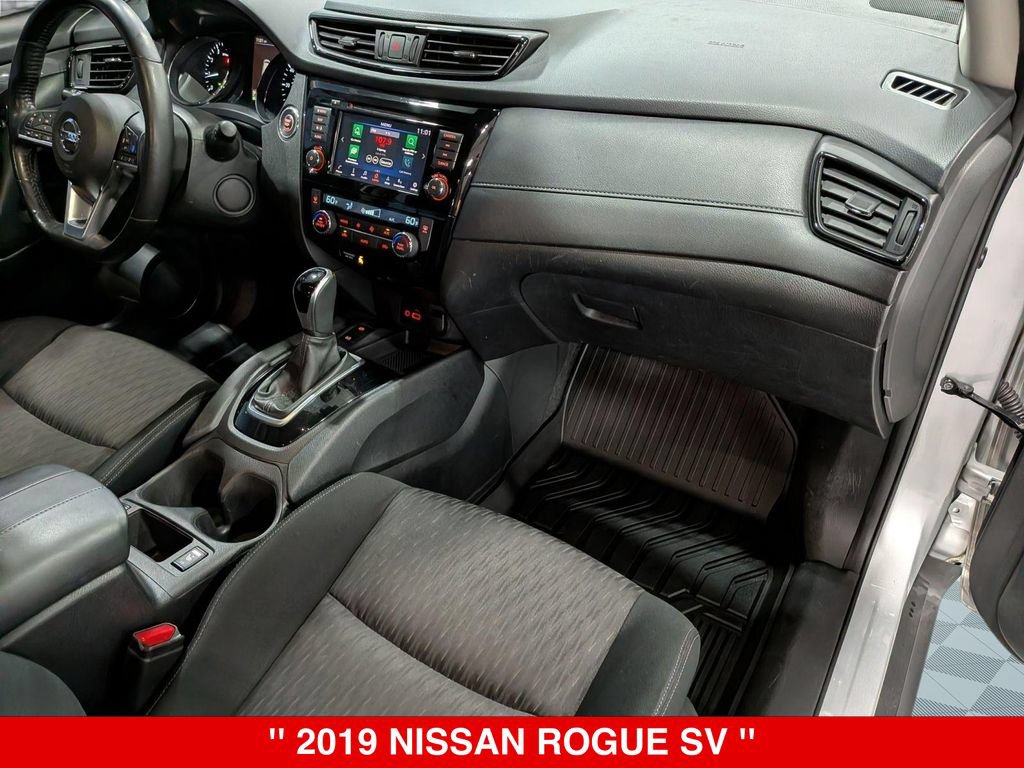 Used 2019 Nissan Rogue SV w/ Premium Package AWD/4WD image 33