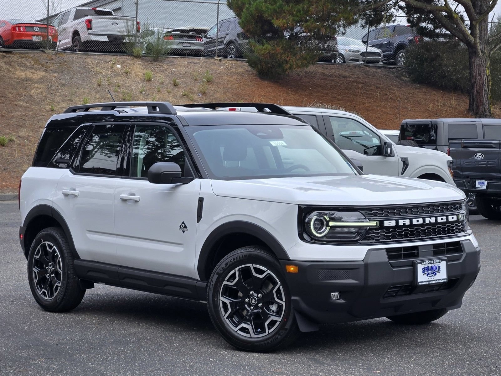New 2026 Ford Bronco Sport Outer Banks AWD/4WD image 2