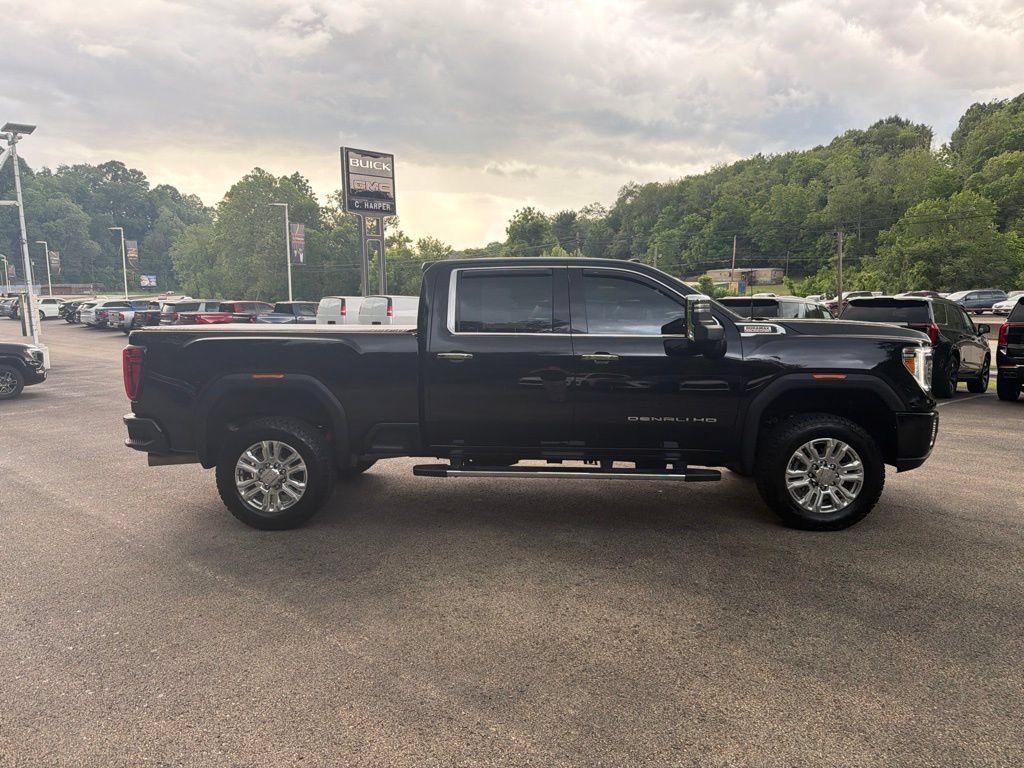 Used 2023 GMC Sierra 2500 Denali w/ Denali Ultimate Package AWD/4WD image 2